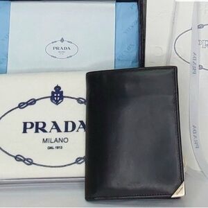 'PRADA' ITALIAN LEATHER WALLET COMPLETE GIFT SET BOX, DUST BAG, RIBBON & TISSUE